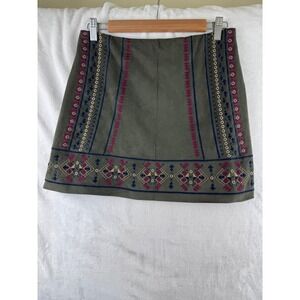 Abercrombie‎ & Fitch Olive Green Faux Suede Embroidered Mini Skirt Womens Size 6